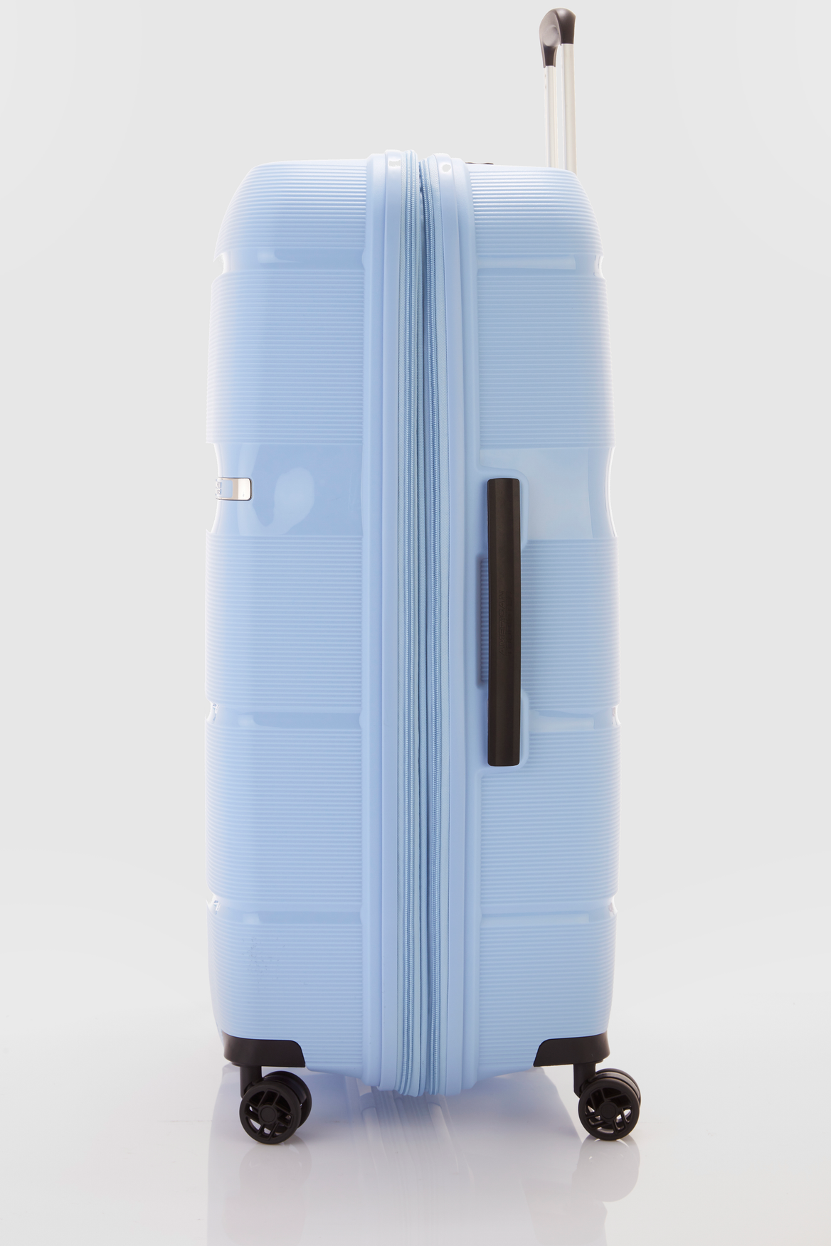 American tourister linex 81cm hard case on sale