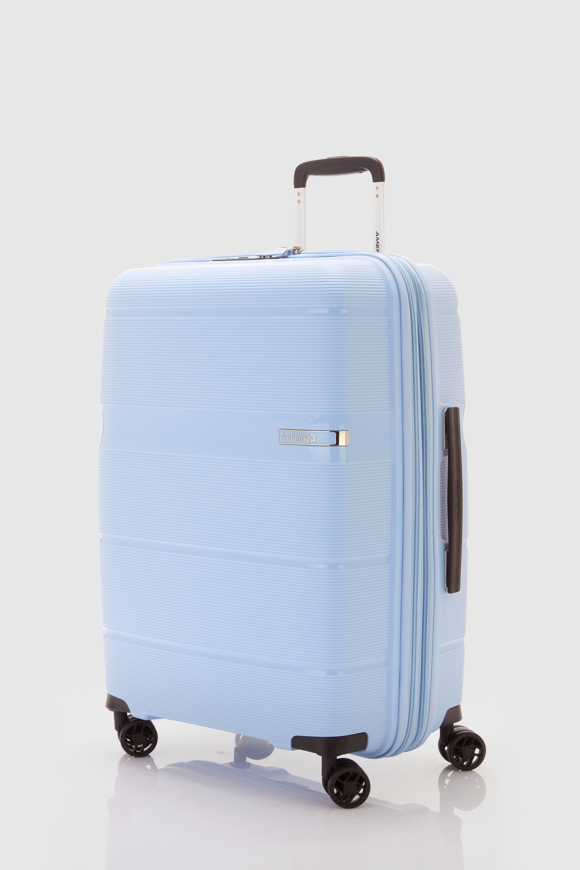 American tourister Linex 66cm Suitcase