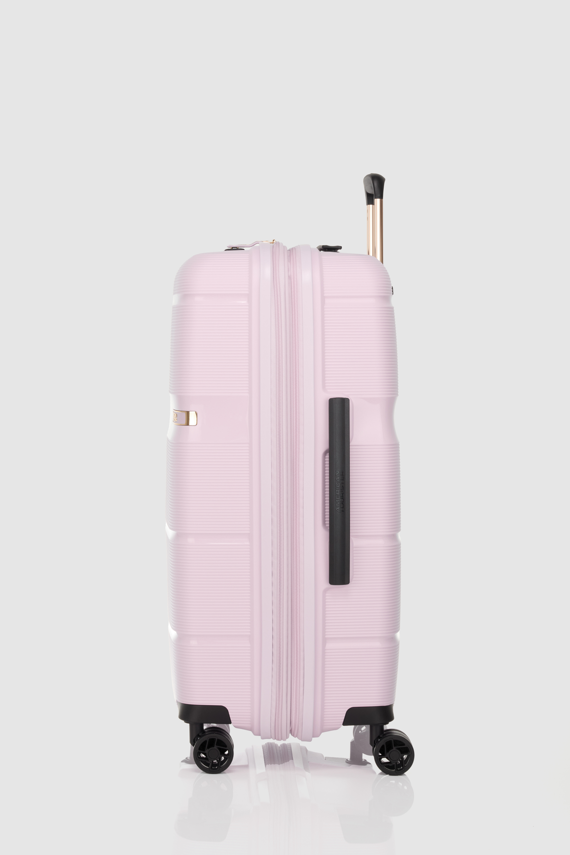 American Tourister Linex 66cm Suitcase – Strandbags New Zealand