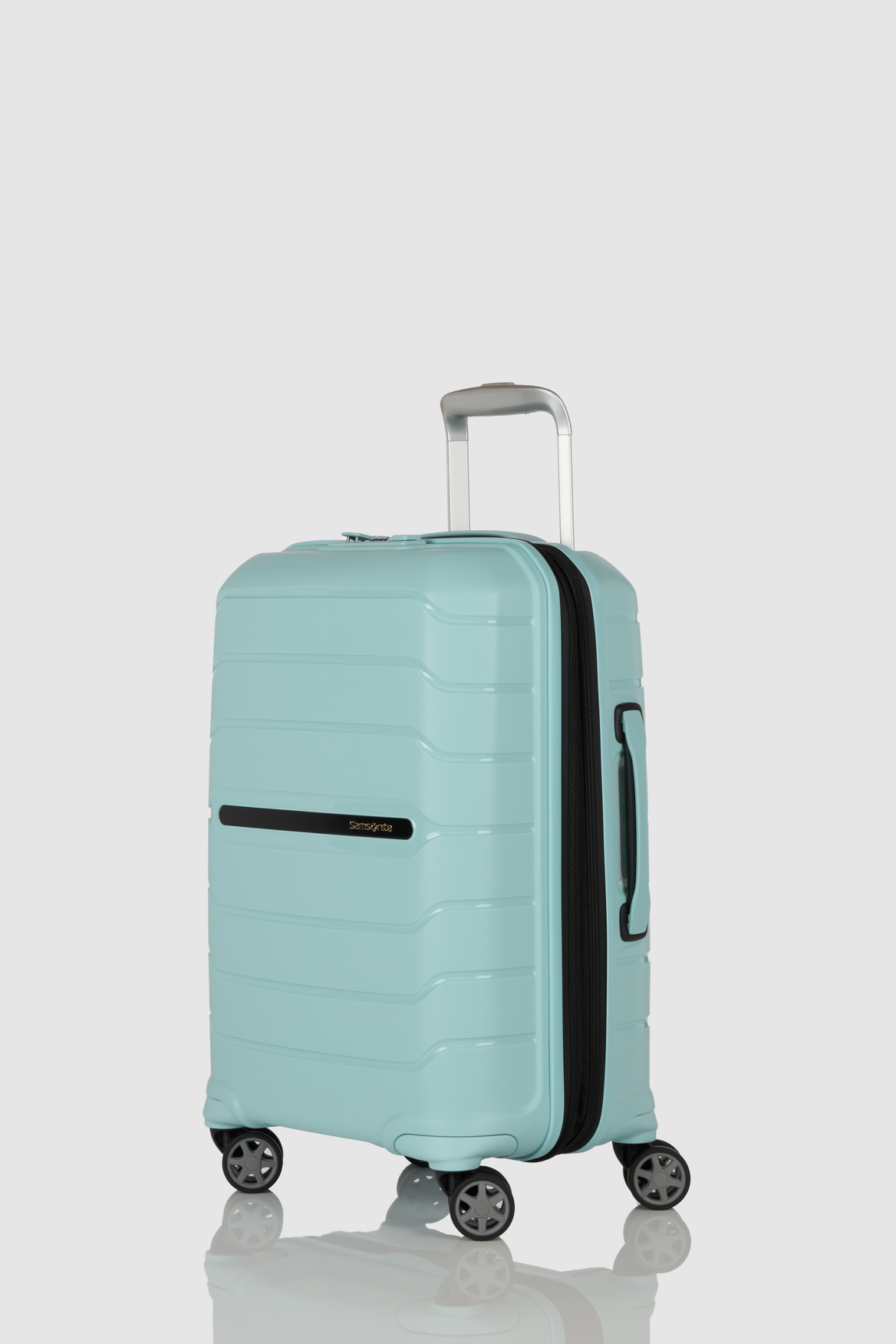 Samsonite oc2lite 55cm small suitcase on sale