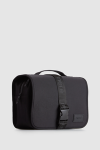 Bondi Hanging Toiletry Case