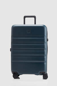 Icon Stripe 66cm Suitcase