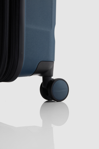 Gloss Stripe 68cm Suitcase