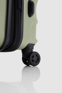 Juno Check-In 79cm Suitcase