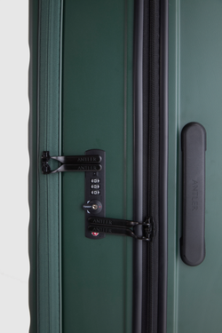 Icon Stripe Dual 78cm Suitcase