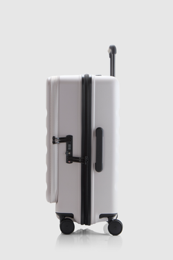 Icon Stripe Dual 66cm Suitcase